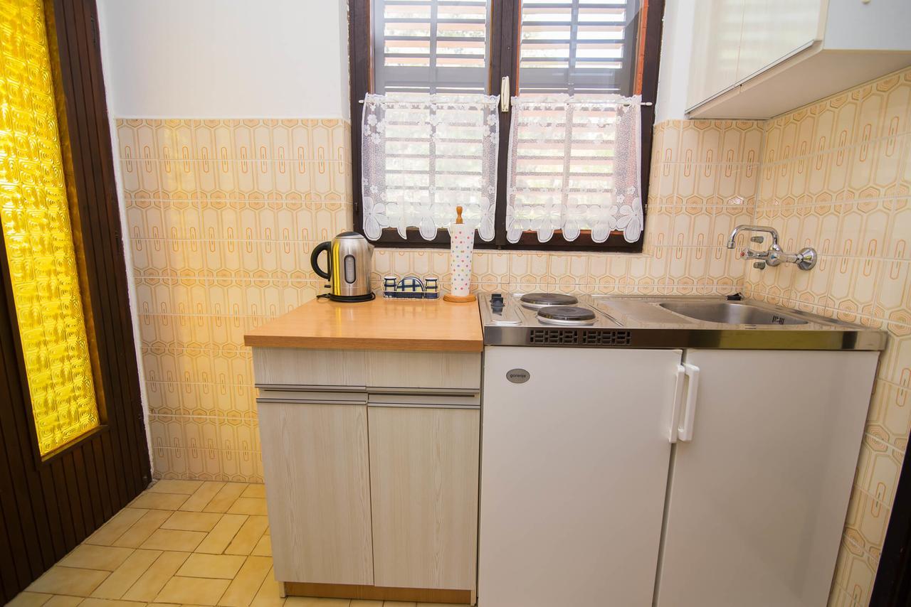 Susko Apartment Mali Losinj Exterior photo